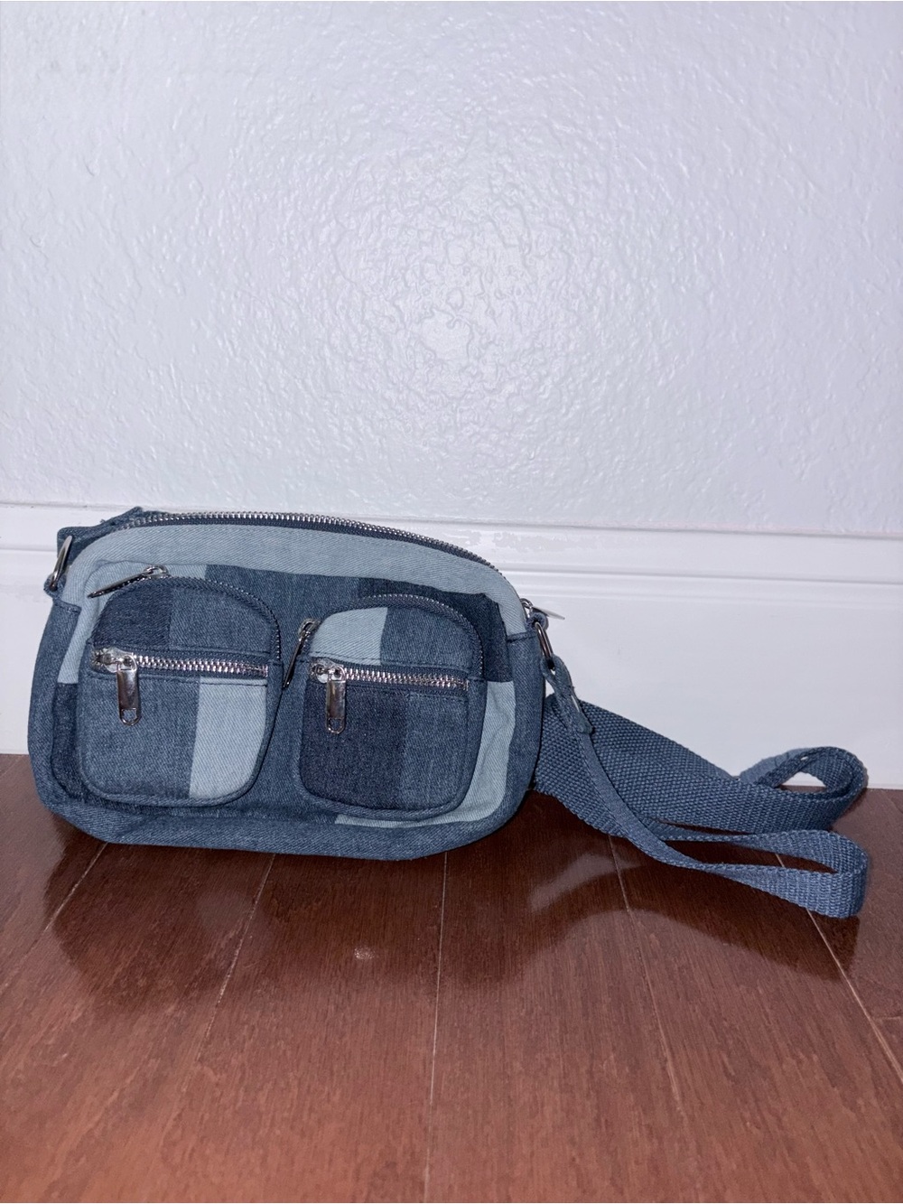 Jean mini bag with multiple pockets